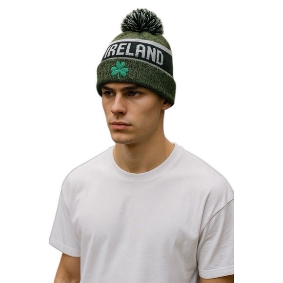 Ireland Pom Pom Beanie St Patricks Day Irish Lucky Green Clover Shamrock Hat New - Picture 2 of 13